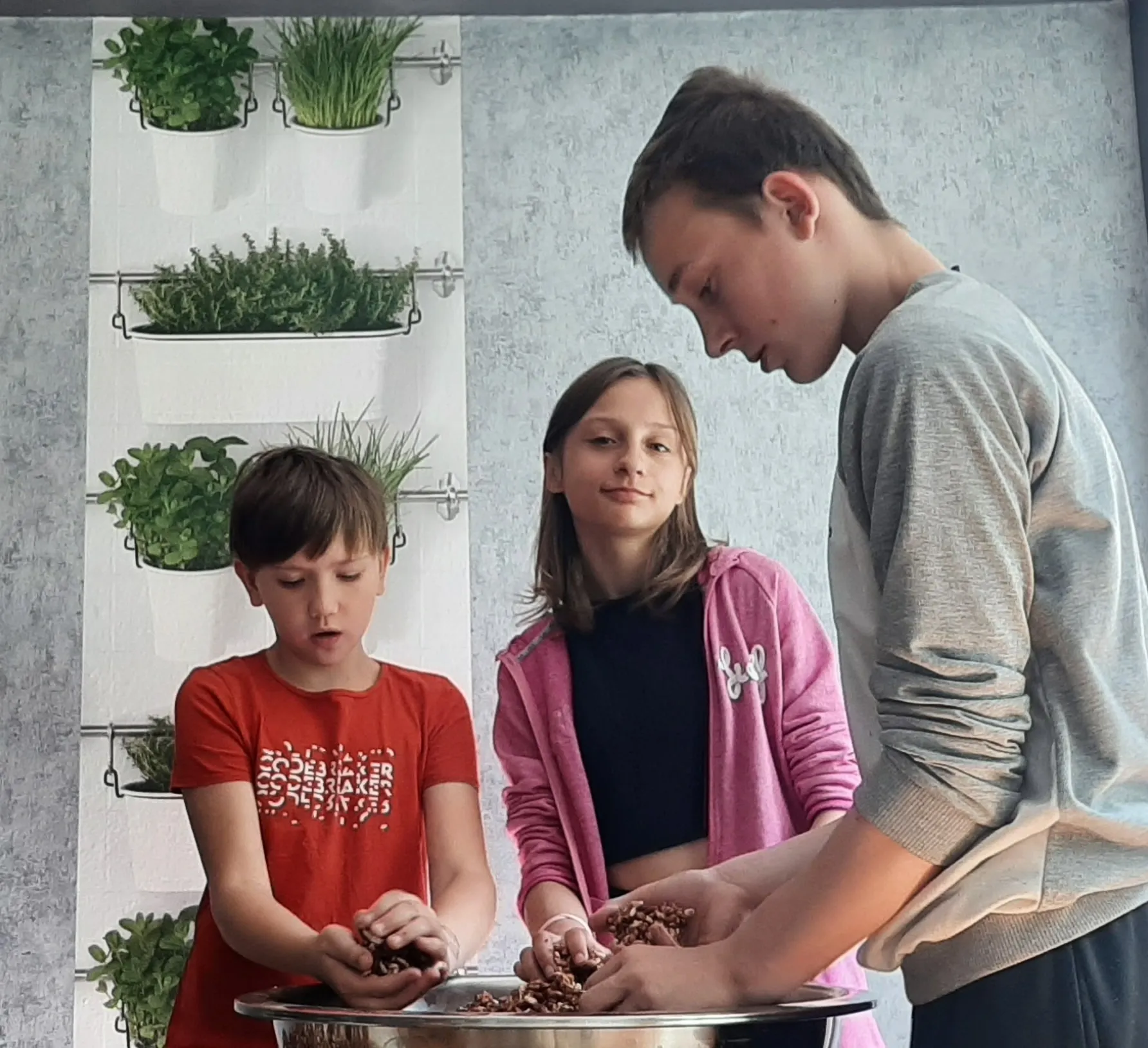 Kolejne słodkie warsztaty z cyklu "Przy stole w Radości"