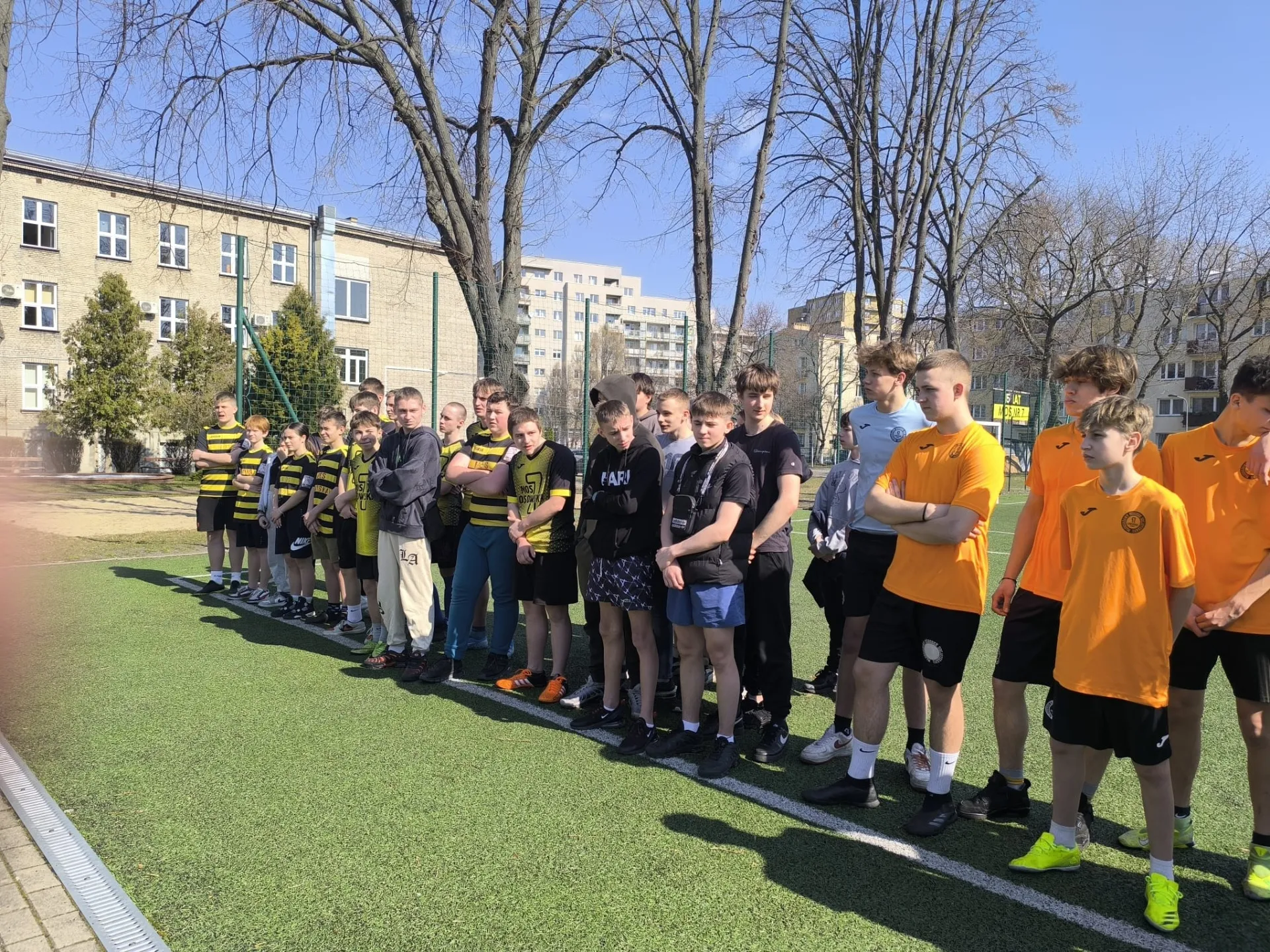 Sportowa wiosna na boisku