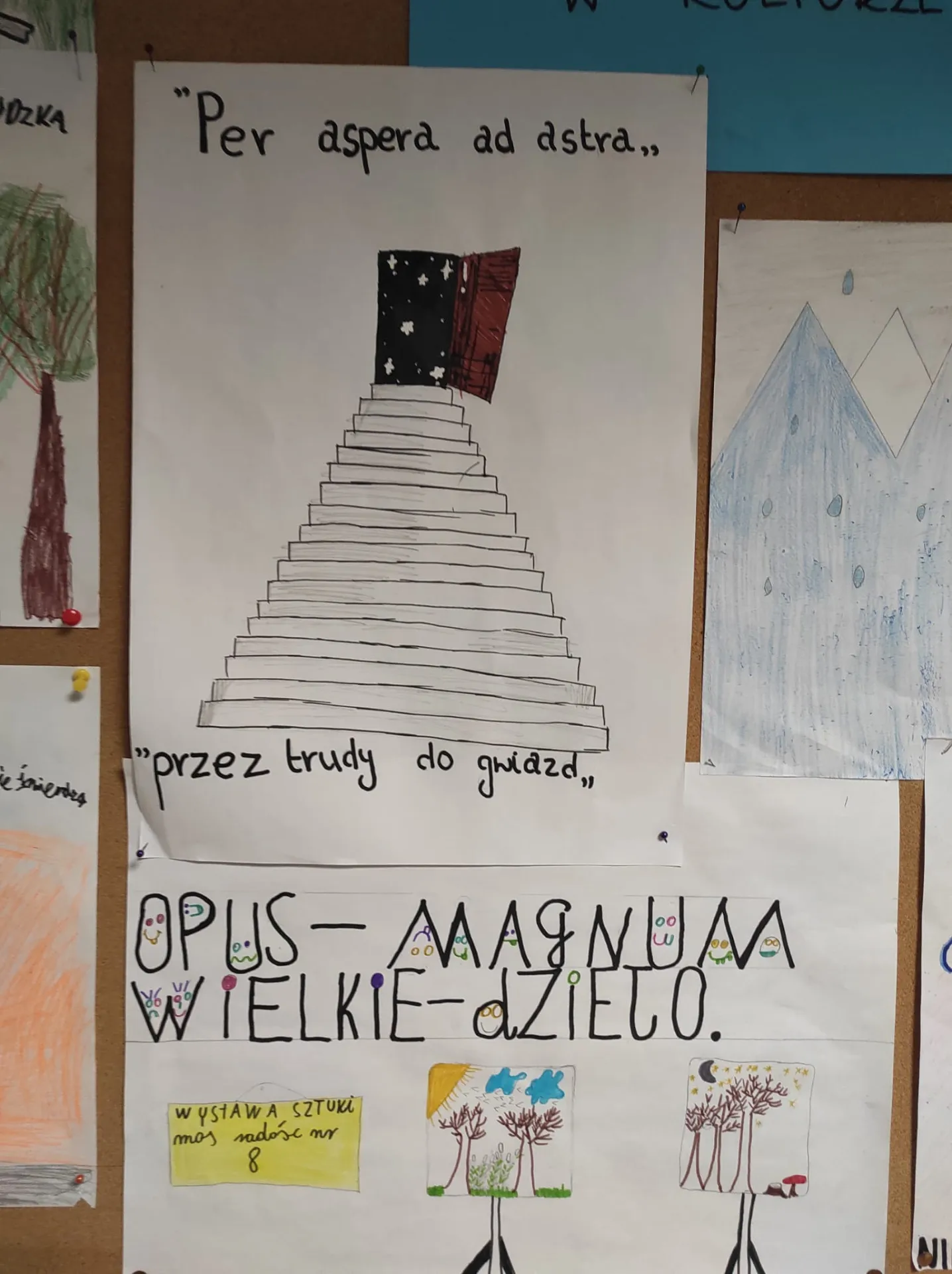 Wystawa łacińskich sentencji