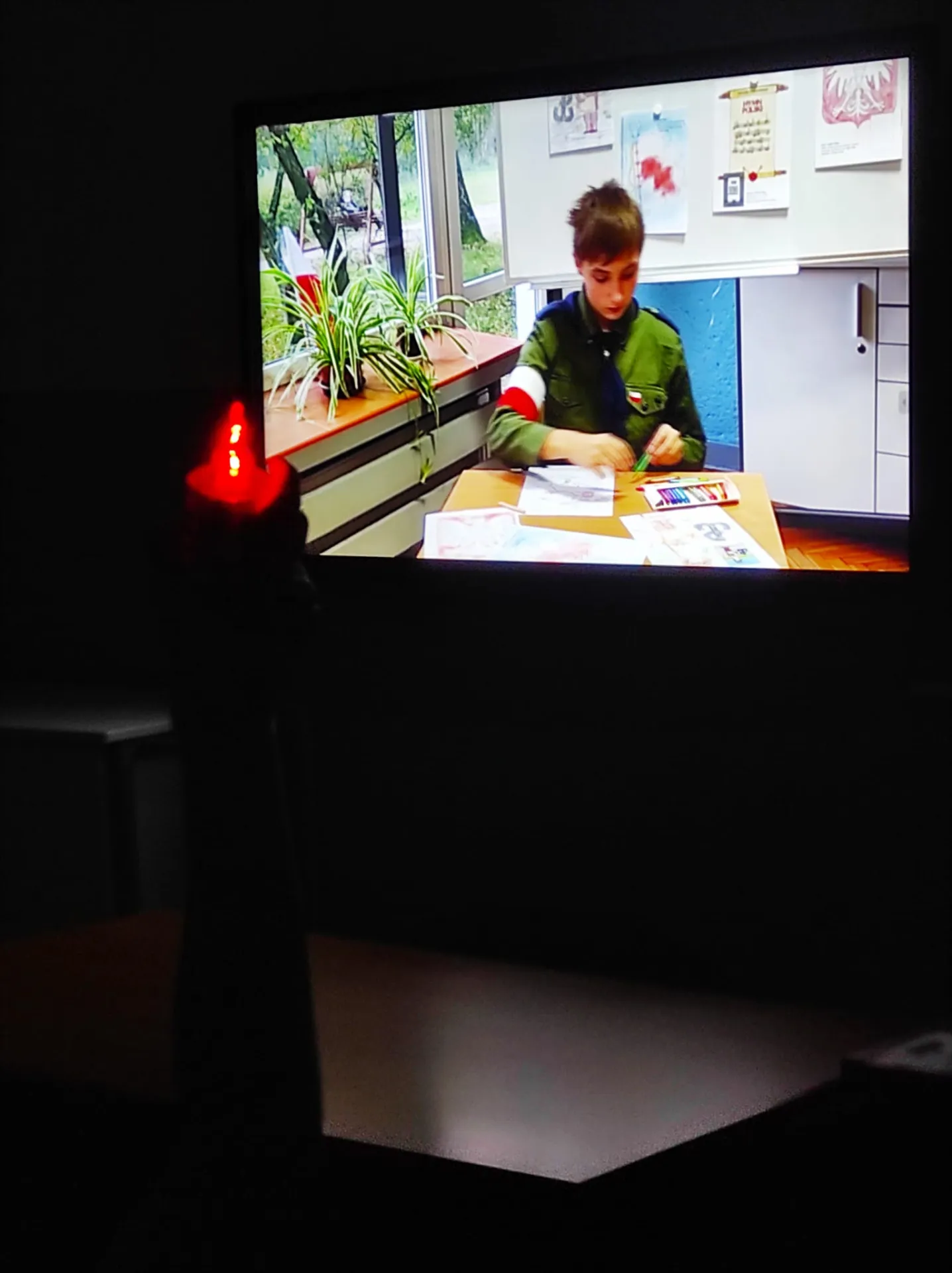 Projekcja prezentacji o Powstaniu Warszawskim