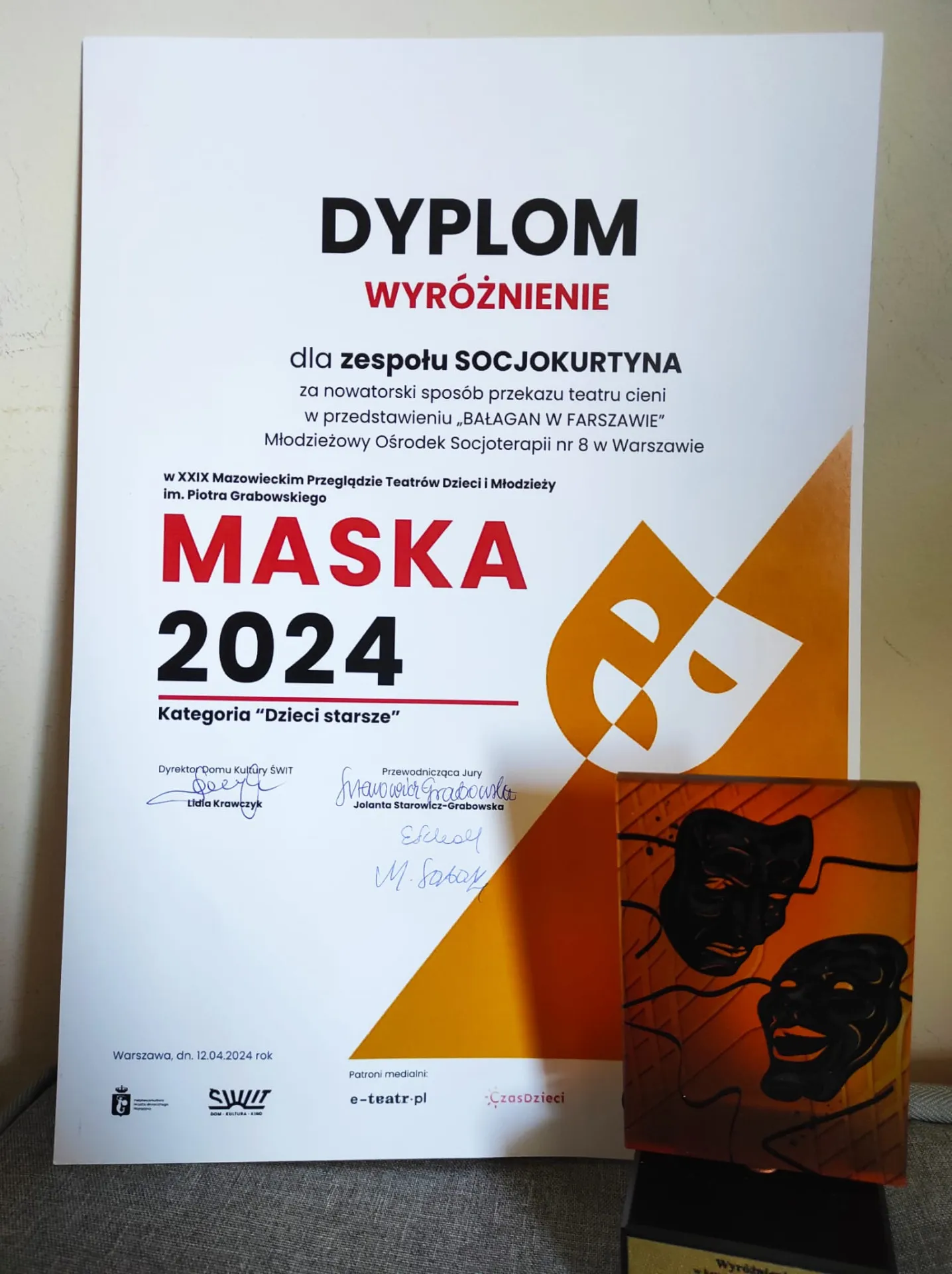 Wyróżnienie dla "Socjokurtyny"