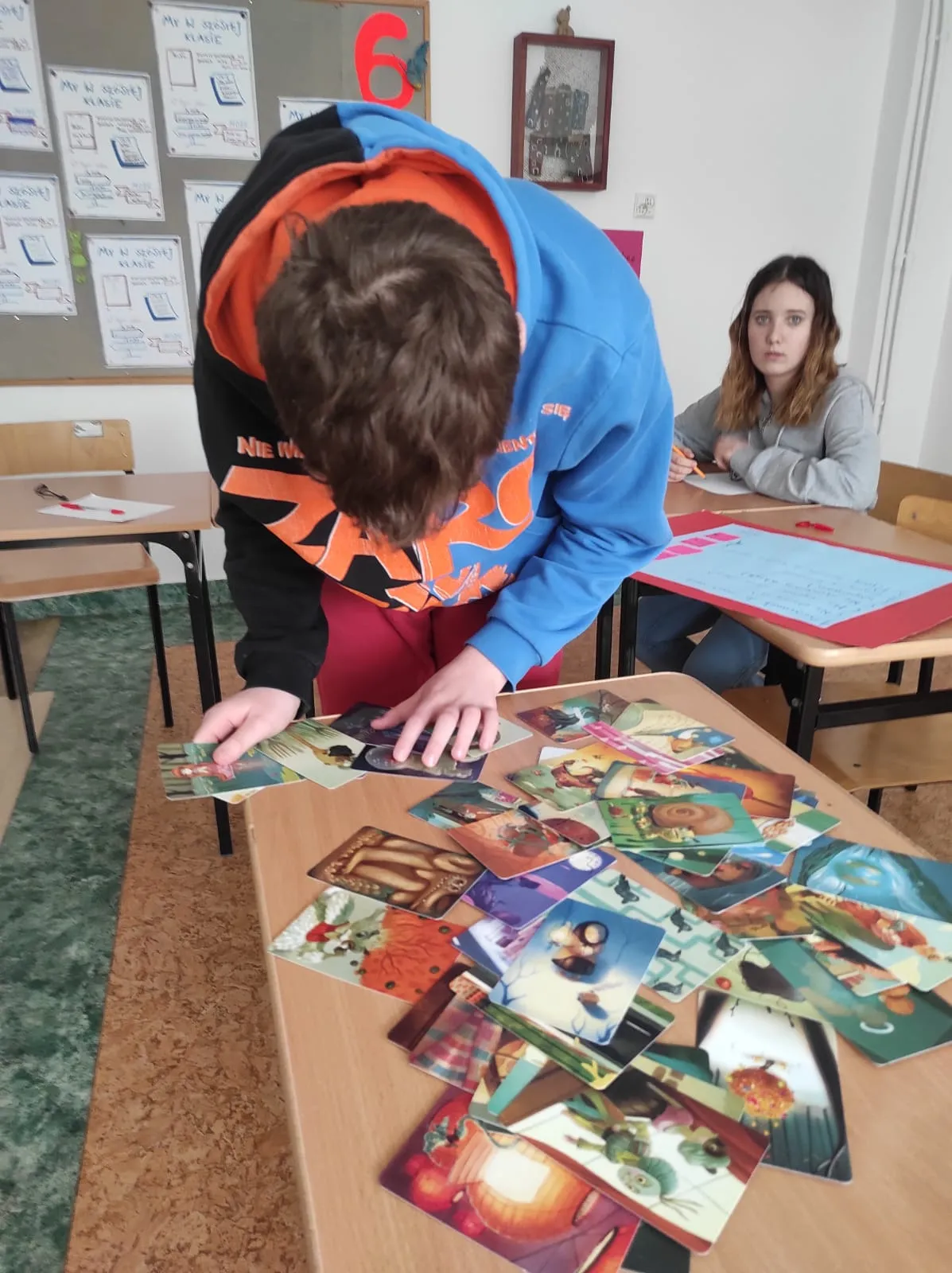 Przy stole (w) Radości