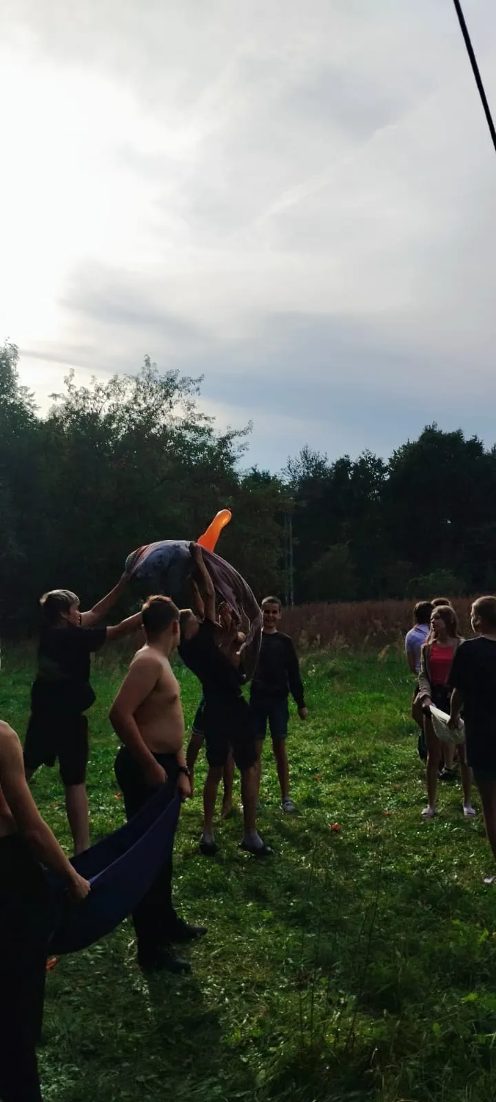 Wodno - balonowa siatkówka