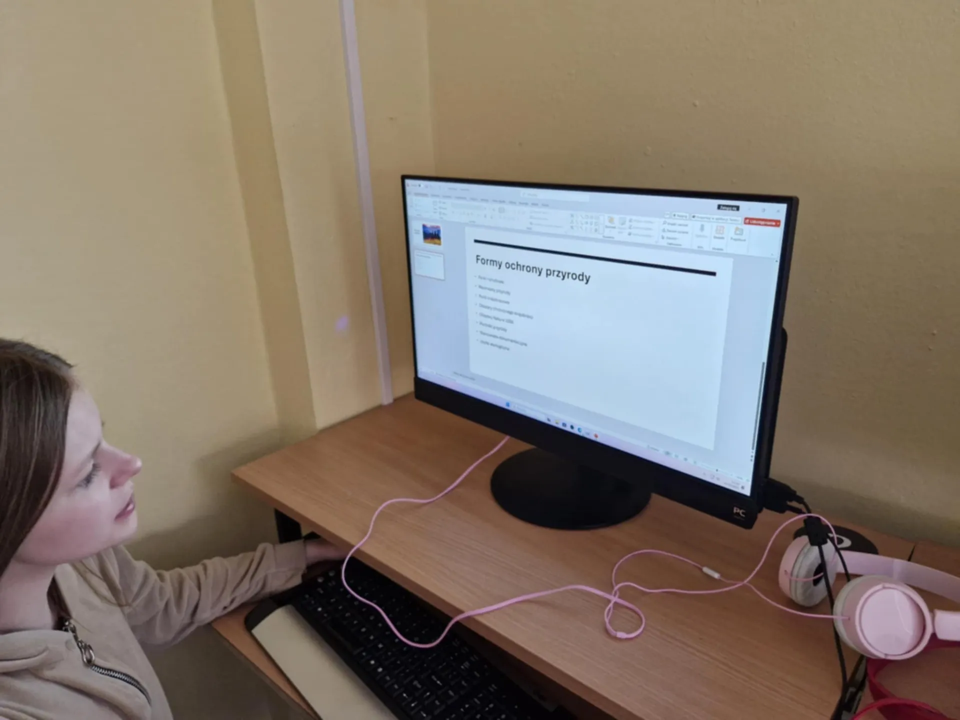 Uczniowie klas 5 i 7 w naszym ośrodku uczestniczyli w zajęciach z form ochrony przyrody