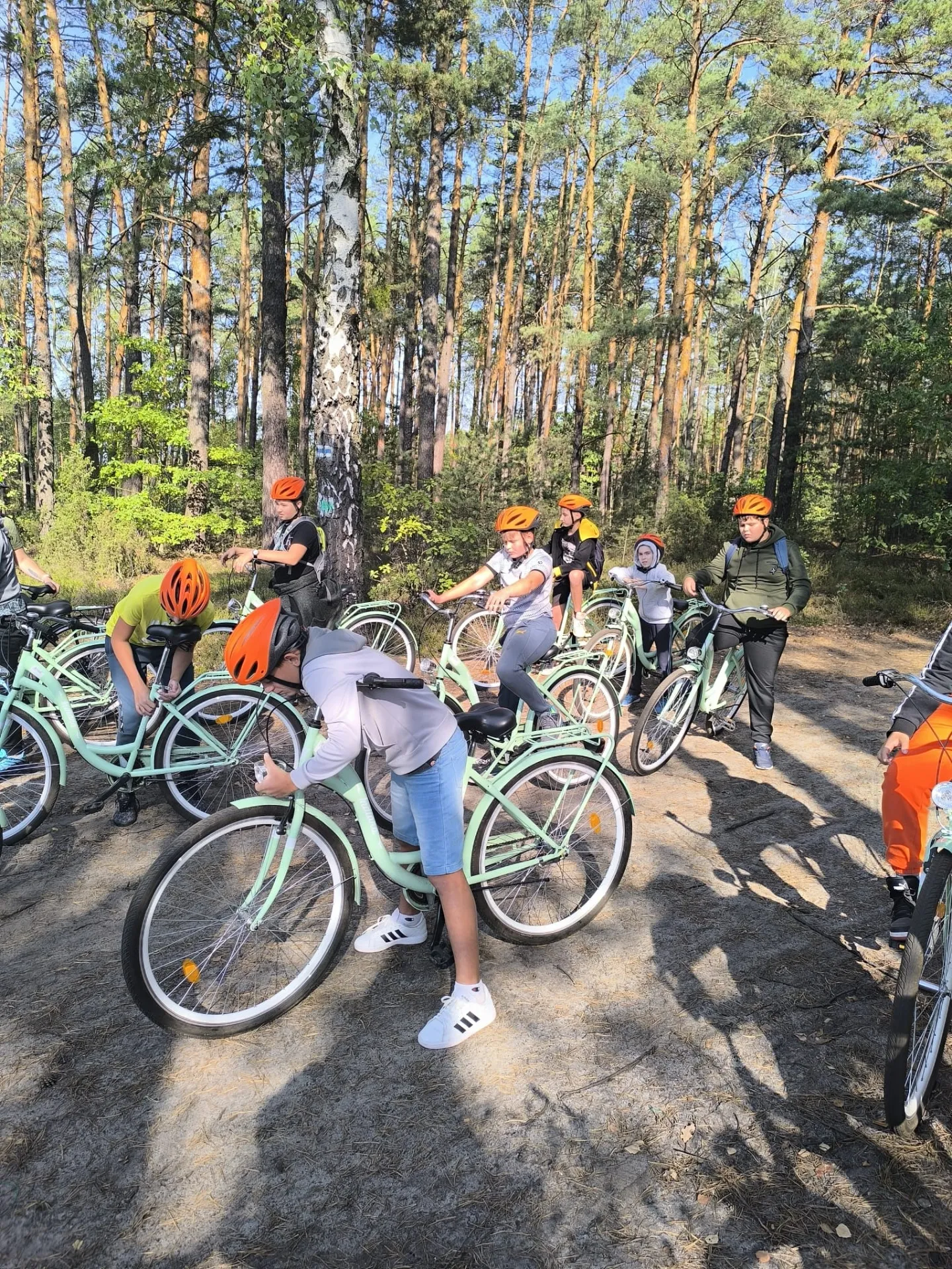 Rowerowa wyprawa w okolicznych lasach